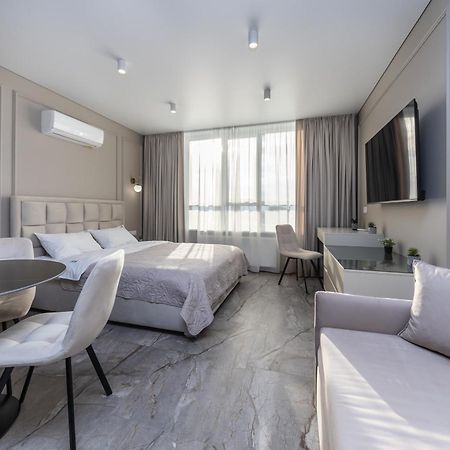 Flatrent Olympic Park, Метро Бориспільська Поруч! เคียฟ ภายนอก รูปภาพ