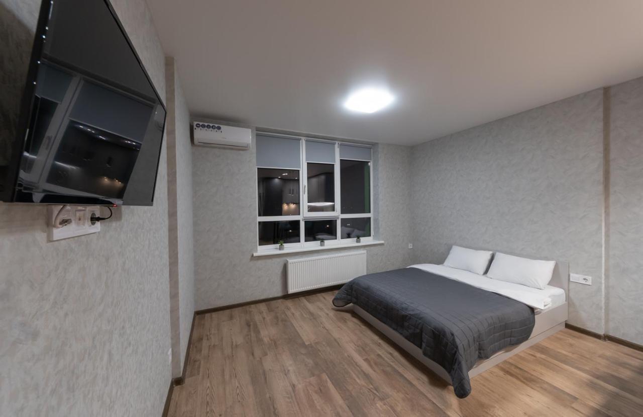 Flatrent Olympic Park, Метро Бориспільська Поруч! เคียฟ ภายนอก รูปภาพ